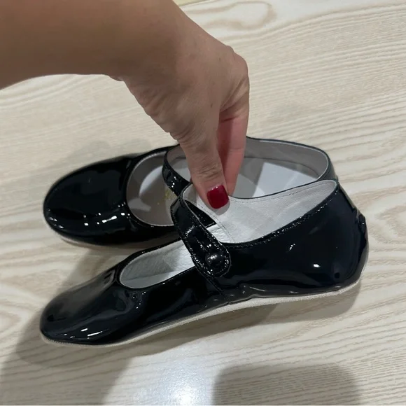 Rachel Riley Black Mary Janes Shoes patent leather kids girls 33 Rachel Riley Black Mary Janes Shoes patent leather kids girls 33